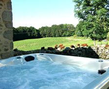 France Cantal Roumégoux vacation rental compare prices direct by owner 23893731