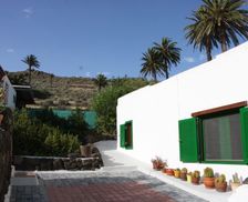 Spain Las Palmas Haría vacation rental compare prices direct by owner 25266437