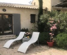 France Vaucluse Mérindol vacation rental compare prices direct by owner 33492448