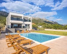 Croatia  Kaštel Sucurac vacation rental compare prices direct by owner 23685492