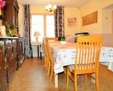 France Haute-Vienne Rochechouart vacation rental compare prices direct by owner 34779803