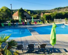 France Lot Saint-Chamarand vacation rental compare prices direct by owner 33263701