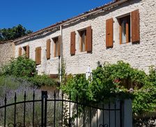 France Charente-Maritime Saint-Pierre-de-Juillers vacation rental compare prices direct by owner 33456981