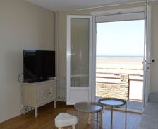 France Normandie Courseulles-sur-Mer vacation rental compare prices direct by owner 26597912