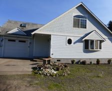 United States Oregon Winchester Bay vacation rental compare prices direct by owner 33324940