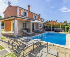 Croatia Istria Pula vacation rental compare prices direct by owner 28174409