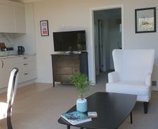 New Zealand Waikato Hamilton vacation rental compare prices direct by owner 33252096