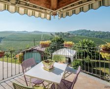 Italy Provincia di Cuneo Diano d'Alba vacation rental compare prices direct by owner 26181916