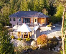 Canada British Columbia Halfmoon Bay vacation rental compare prices direct by owner 33295090