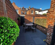 United Kingdom  chester vacation rental compare prices direct by owner 29334933