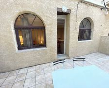 France Gard Nîmes vacation rental compare prices direct by owner 29314030