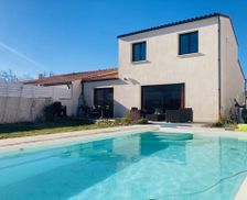 France Hérault Gignac vacation rental compare prices direct by owner 33270743