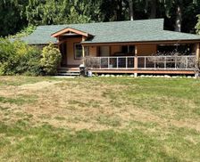 Canada British Columbia Lake Cowichan vacation rental compare prices direct by owner 33300022