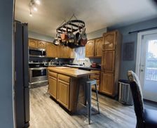 United States West Virginia Beckley vacation rental compare prices direct by owner 29062928