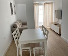 Spain Huelva Zona de los Príncipes vacation rental compare prices direct by owner 34936190