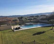 France Vaucluse Pertuis vacation rental compare prices direct by owner 33293524