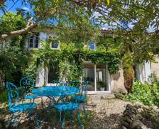 France  Graves-Saint-Amant vacation rental compare prices direct by owner 25283841