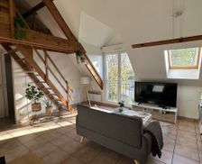 France Yvelines Neauphle-le-Château vacation rental compare prices direct by owner 33448986