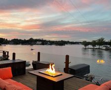 United States Michigan Orion Township vacation rental compare prices direct by owner 25216147
