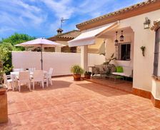 Spain Cádiz Chiclana de la Frontera vacation rental compare prices direct by owner 7028494