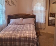 United States Wisconsin Fox Lake vacation rental compare prices direct by owner 33274248