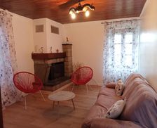 France Cantal Vezels-Roussy vacation rental compare prices direct by owner 33443434