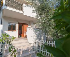 Italy Provincia di Foggia Mattinata vacation rental compare prices direct by owner 8740932