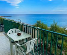 Italy  Riva Ligure vacation rental compare prices direct by owner 33301100