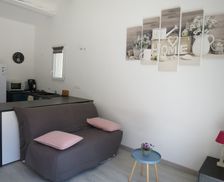 France Provence-Alpes-Côte d'Azur Trets vacation rental compare prices direct by owner 33270587