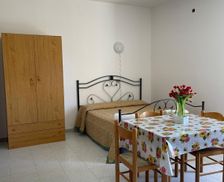 Italy Calabria Isola di Capo Rizzuto vacation rental compare prices direct by owner 29046940