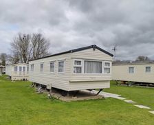 United Kingdom England Selsey vacation rental compare prices direct by owner 33294274