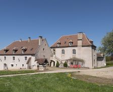 France Yonne Asquins vacation rental compare prices direct by owner 33375551