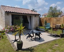 France Charente-Maritime Saint-Just-Luzac vacation rental compare prices direct by owner 33455919