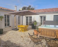 France Charente-Maritime Saint-Clément-des-Baleines vacation rental compare prices direct by owner 33284620