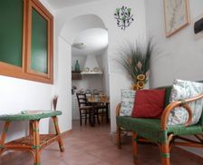 Italy Provincia di Latina Ponza vacation rental compare prices direct by owner 7676021