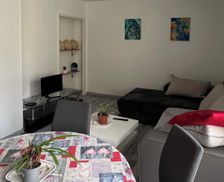 France Côtes-d'Armor Guingamp vacation rental compare prices direct by owner 34770263