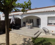 Spain Girona Mas Pinell vacation rental compare prices direct by owner 33322359