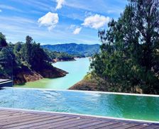 Colombia Antioquia Guatapé vacation rental compare prices direct by owner 33322222