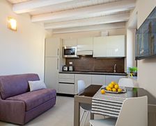 Italy Marche Lazise vacation rental compare prices direct by owner 34768057