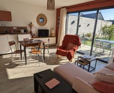 France Manche Agon-Coutainville vacation rental compare prices direct by owner 33286917