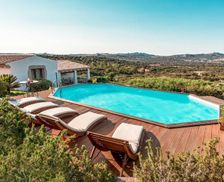 Italy Sardinia Arzachena vacation rental compare prices direct by owner 13718096