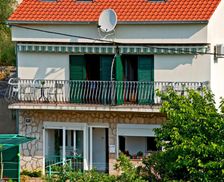Croatia Solta Island Maslinica vacation rental compare prices direct by owner 15860487