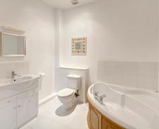 United Kingdom West Sussex Chichester vacation rental compare prices direct by owner 18693320