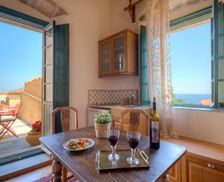 Greece Peloponnese Monemvasia vacation rental compare prices direct by owner 14397363