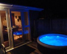 United Kingdom Hampshire Godshill vacation rental compare prices direct by owner 14314295