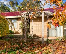 Australia Victoria Castlemaine vacation rental compare prices direct by owner 14286818