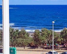 Spain Tenerife El Médano vacation rental compare prices direct by owner 14317737