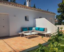 Spain Andalucía Alhaurín el Grande vacation rental compare prices direct by owner 14722581