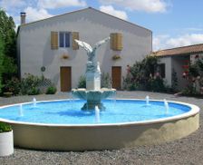 France  Marans vacation rental compare prices direct by owner 13543542