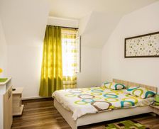 Romania Hunedoara Hunedoara vacation rental compare prices direct by owner 14240664